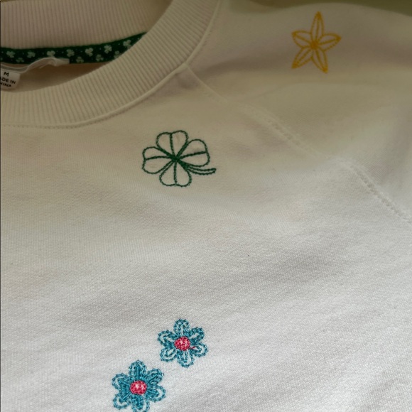 Embroidered lucky sweatshirt - Picture 12 of 13